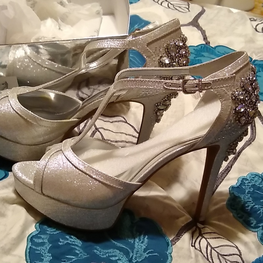 Elegant shoes